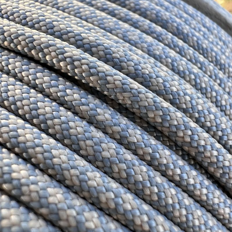 Grey/Beige 325 Snake - 550 Paracord